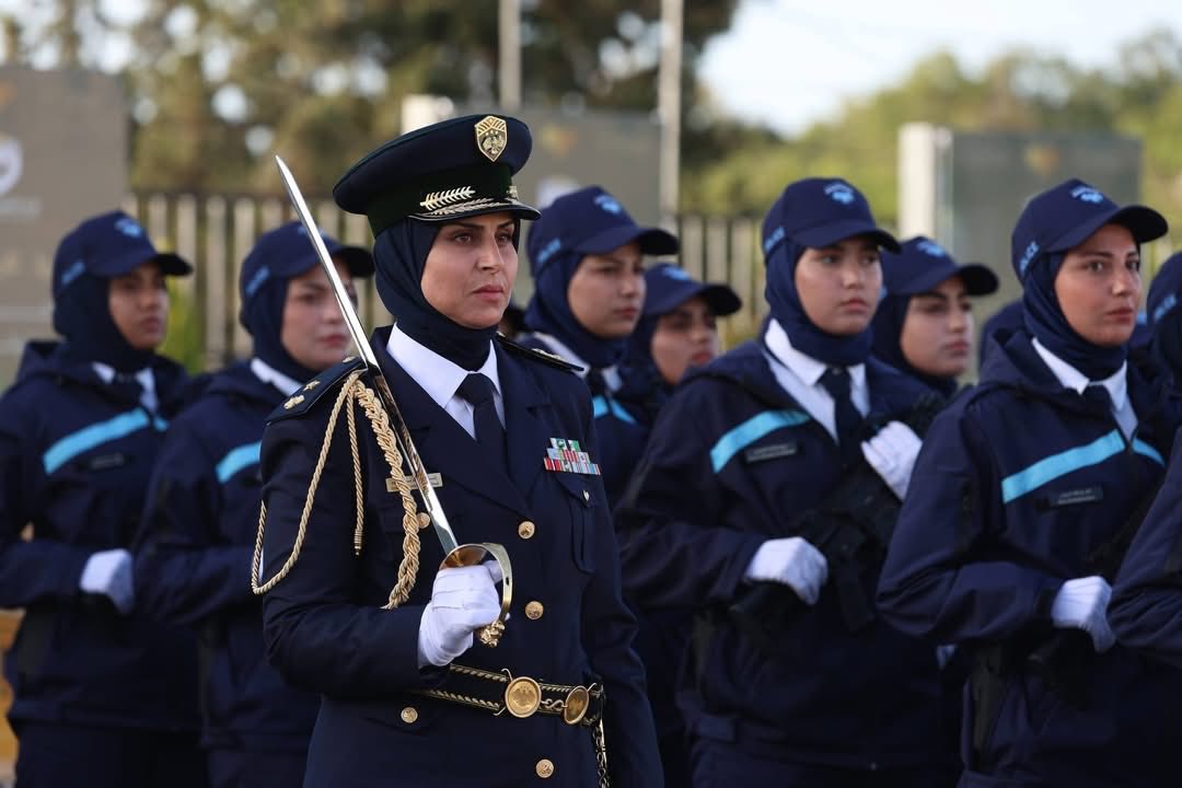 يساريون يخافون الحجاب لكنهم متصالحين مع المجزرة!