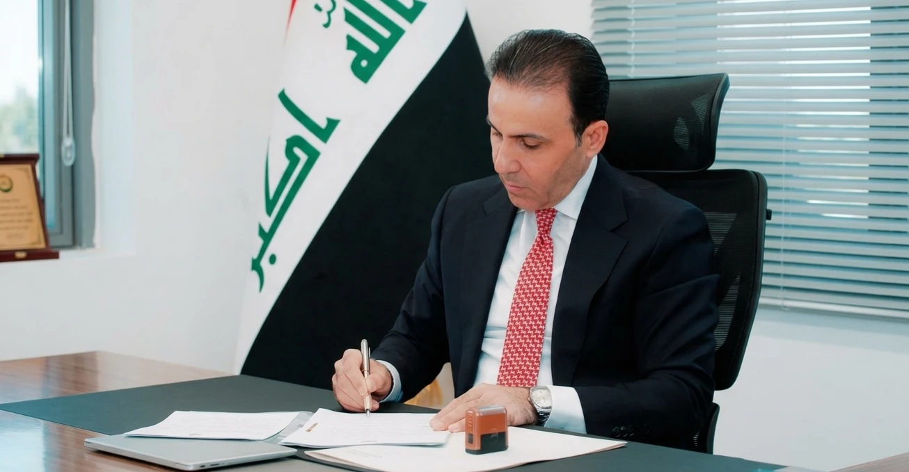 القاضي يكشف المستور والقائمة لم تغلق بعد
استغلال المال العام في الانتخابات وعمولات العقود الحكومية وشخصيات سياسية جديدة على الطريق
