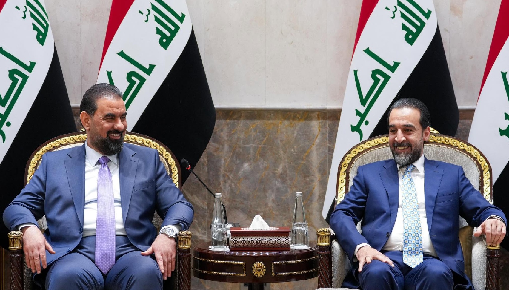 مصادر سدن: حملة الفساد تشعل خلافاً داخل (تقدم) ومحمد الحلبوسي غاضب من موقف رئيس البرلمان
هيبت الحلبوسي اختار التعاون مع الدولة.. وقيادات في الحزب تخشى اتساع دائرة التحقيقات