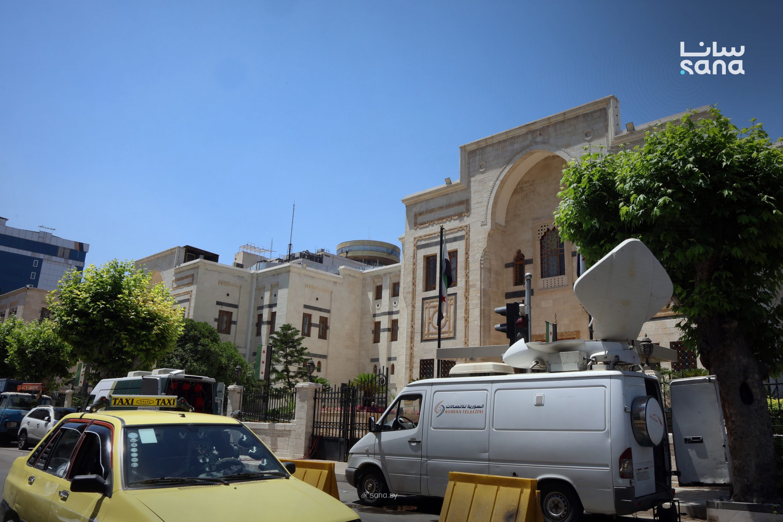 بينهم معتقلون ومصابو حرب.. 
تفاصيل قائمة الثلث المكمل لأعضاء مجلس الشعب السوري