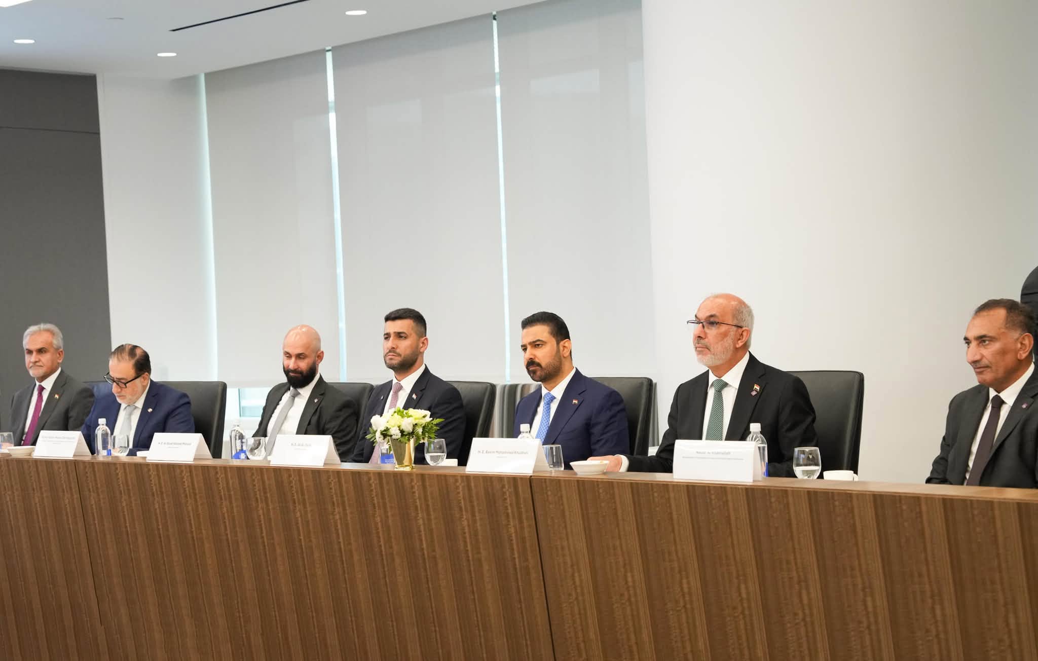 من هيوستن إلى بغداد..
الزيدي يفتح أبواب العراق أمام عمالقة الطاقة: انتهى زمن المقاول ونريد شركاء في صناعة الشرق الأوسط الجديد