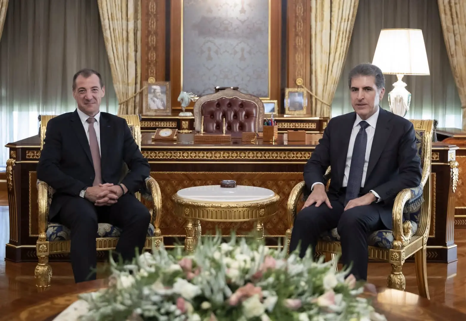نيجيرفان بارزاني يودّع القنصلين الفرنسي والبريطاني..
تأكيد مشترك على توسيع العلاقات مع إقليم كوردستان