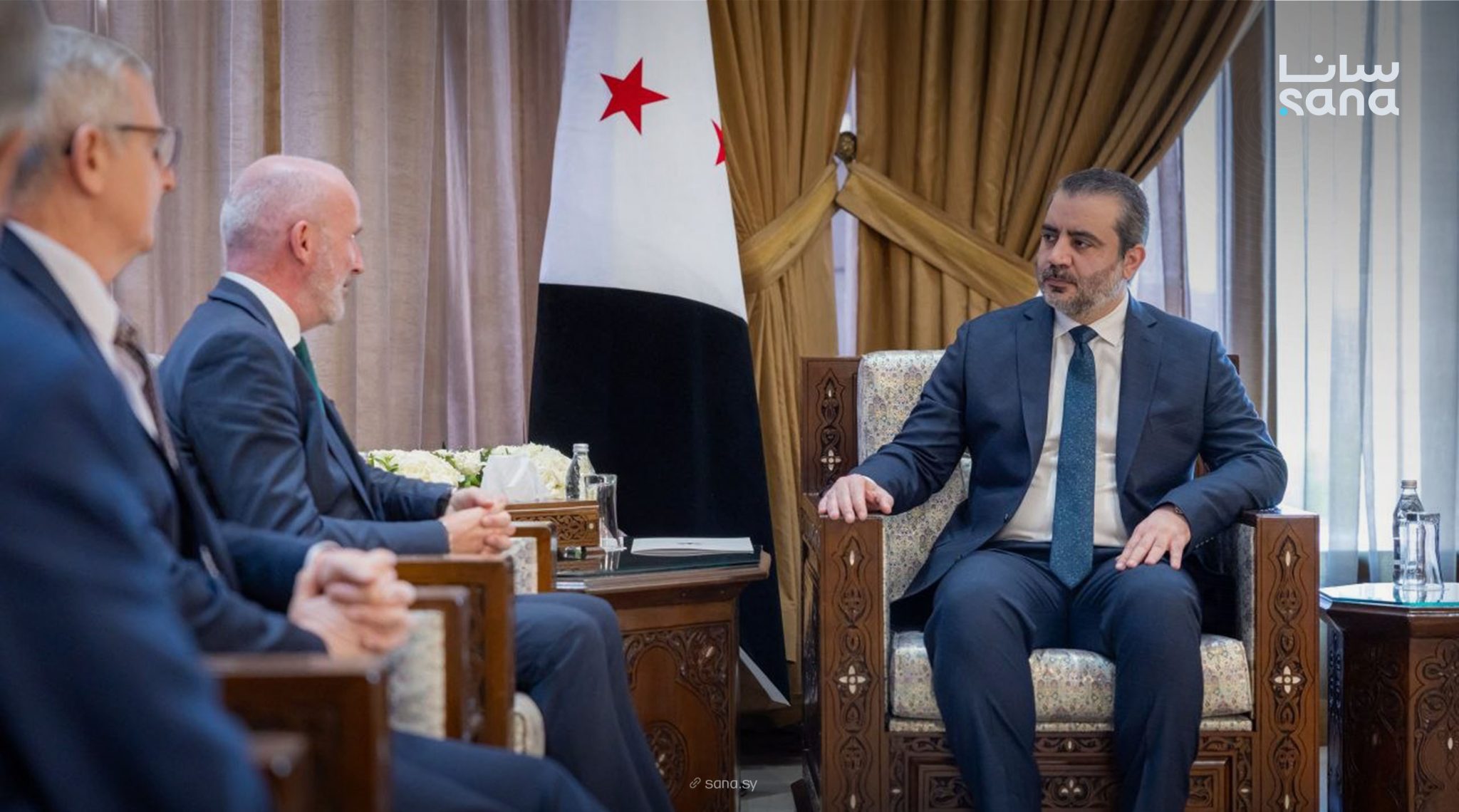 دمشق تنشط عربياً ودولياً..
الشيباني يقود حراكاً دبلوماسياً لتعزيز الشراكات وتنسيق المواقف