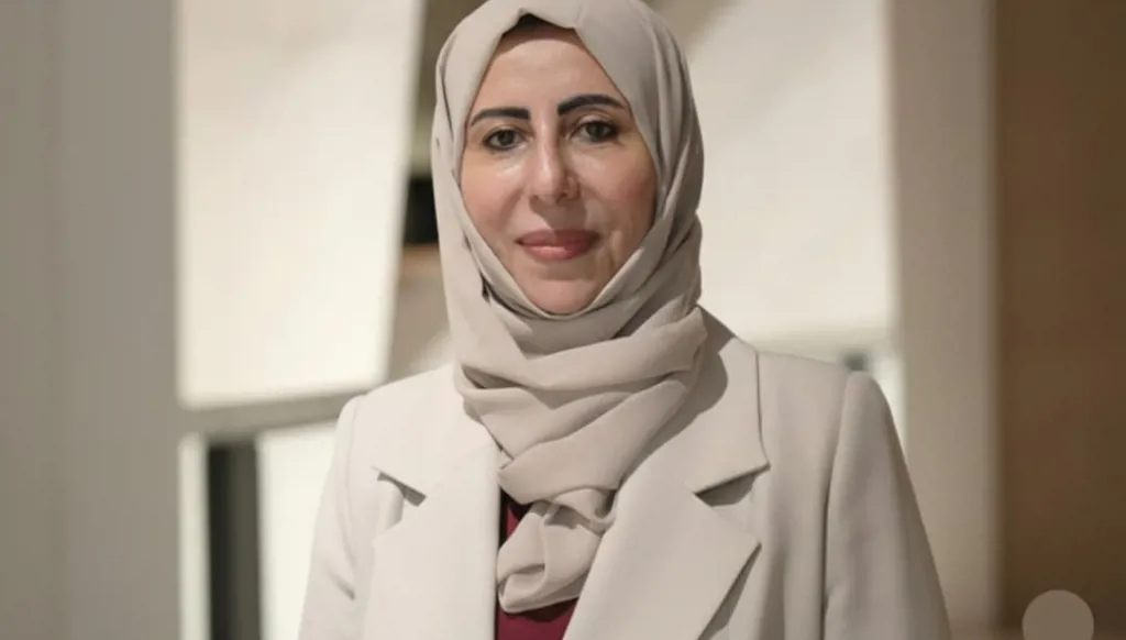 خطوة لتعزيز الدبلوماسية بخبرة تمتد لأكثر من 25 عاماً في التنمية والتعاون الدولي
اليمن يعين أفراح الزوبة وزيرة للخارجية