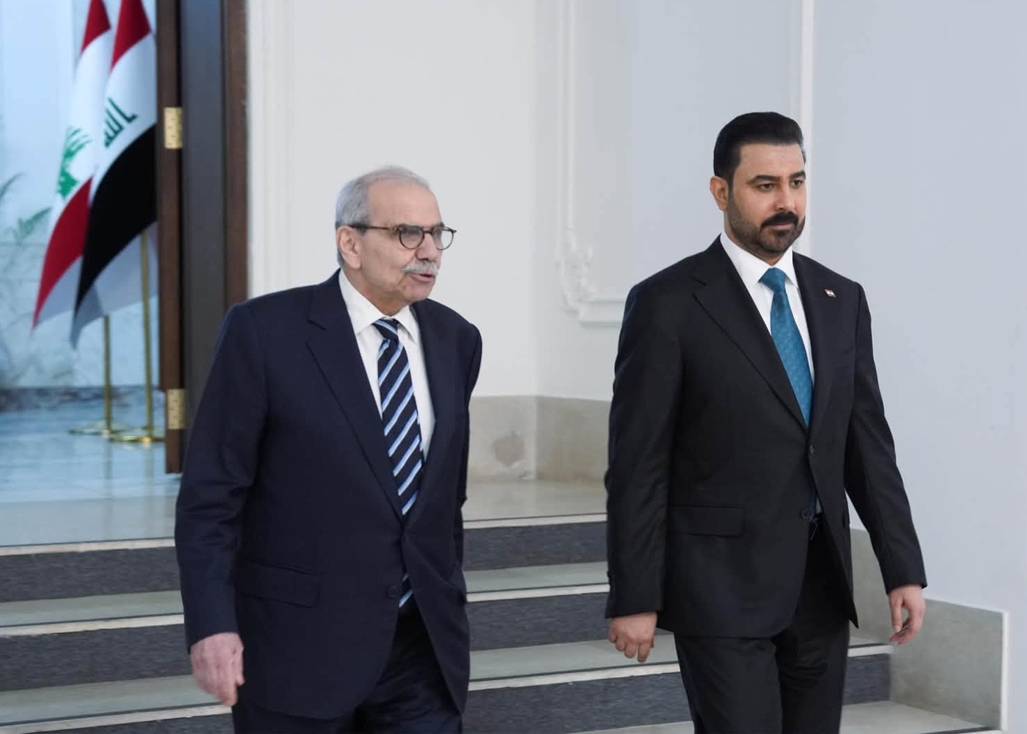 سلام سلم بغداد قائمة بأسماء عراقيين يمولون حزب الله
الزيدي يطلق حراكاً إقليمياً واسعاً يبدأ بملف لبنان وينتهي بممرات الطاقة