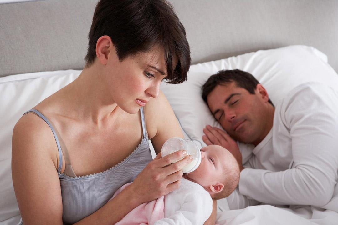 بعد الولادة..
لماذا لا يعود الجسد إلى توقيت الساعة الزوجية؟